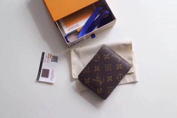 Replica LV Multi Wallet N60895 | Stylish & Compact Design - Image 9
