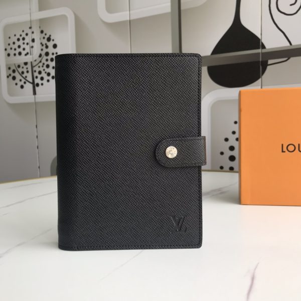 Replica LV Medium Ring Agenda Cover R20222 - Stylish Planner - Image 11