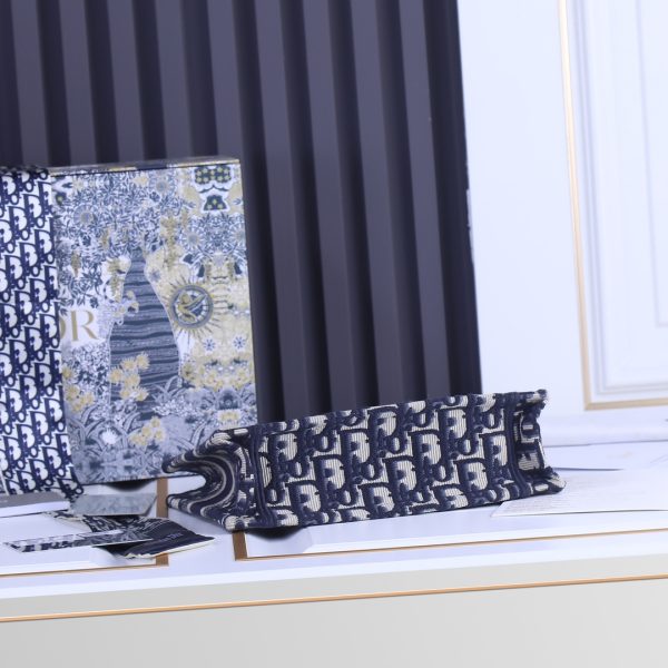 Replica Dior Oblique Mini Book Tote – Embroidery Elegance - Image 4