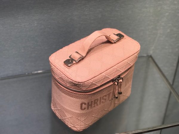 Dior Travel Vanity Case S5480 Replica – Elegant & Compact