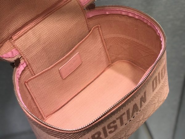 Dior Travel Vanity Case S5480 Replica – Elegant & Compact - Image 5