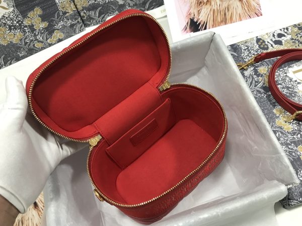 Dior Replica AAA Small Travel Vanity Case - Image 15