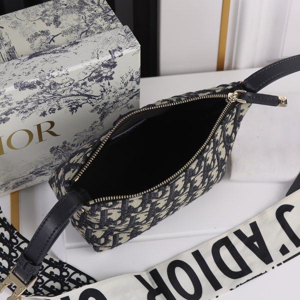 Replica Dior Small DRTRAVEL Nomad Pouch - Stylish & Compact - Image 10