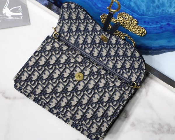 Replica Dior Saddle Pouch S5620 – Stylish & Elegant - Image 3