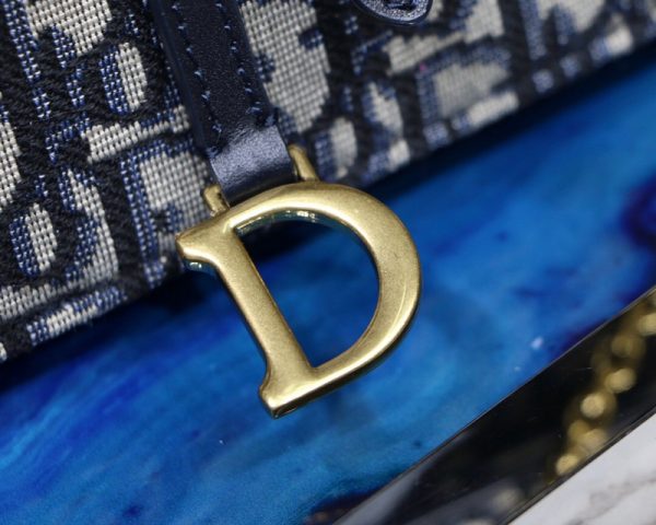 Replica Dior Saddle Pouch S5620 – Stylish & Elegant - Image 7