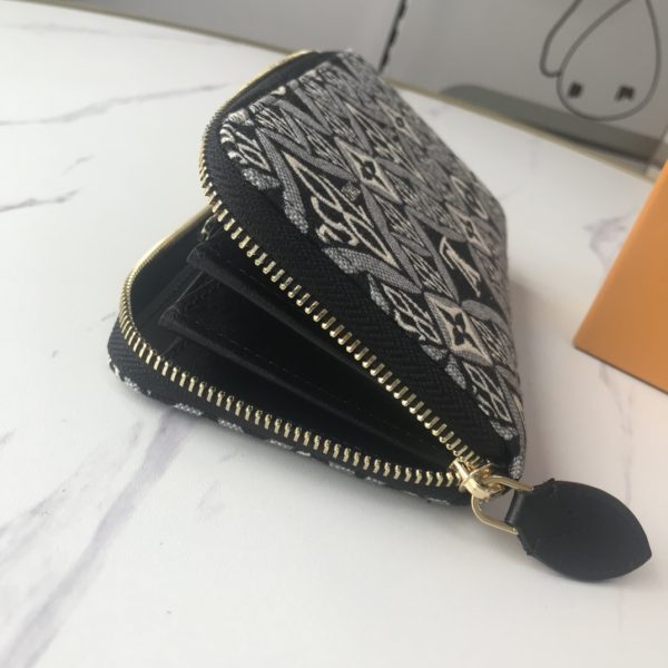 Replica LV Since 1854 Zippy Wallet M69994, Premium Leather Elegance - Image 9