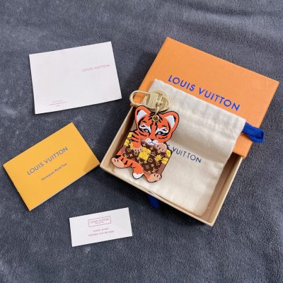 Louis Vuitton Tiger Key Holder & Bag Charm Replica L01