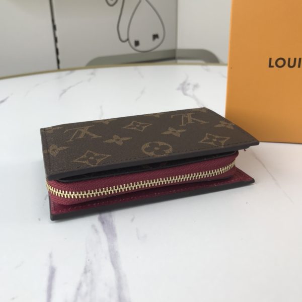 LV Replica Zip Wallet M86366 – Stylish & Functional Design - Image 9