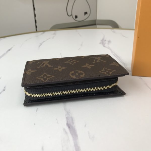 LV Replica Zip Wallet M86366 – Stylish & Functional Design - Image 13