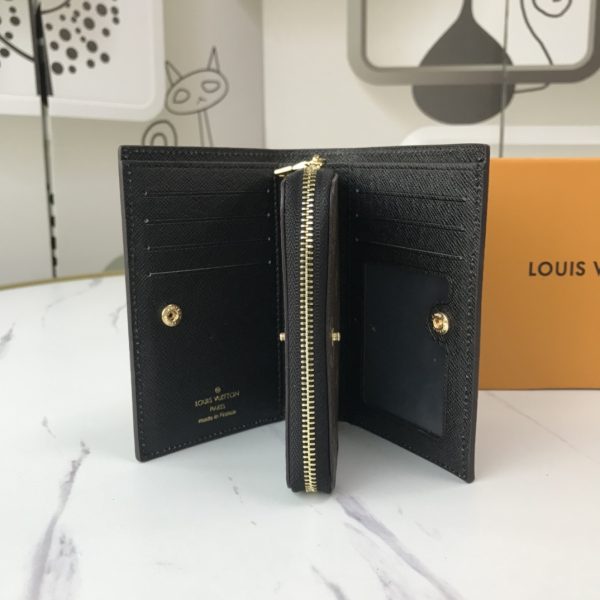 LV Replica Zip Wallet M86366 – Stylish & Functional Design - Image 14