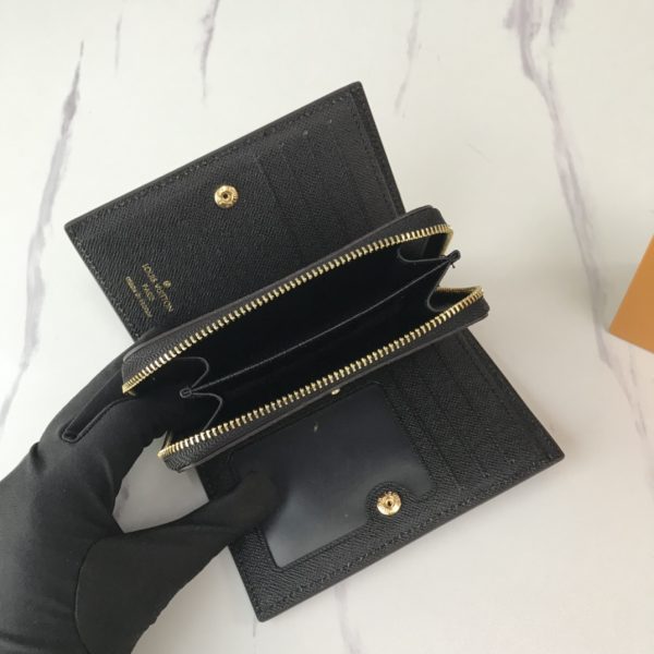 LV Replica Zip Wallet M86366 – Stylish & Functional Design - Image 15