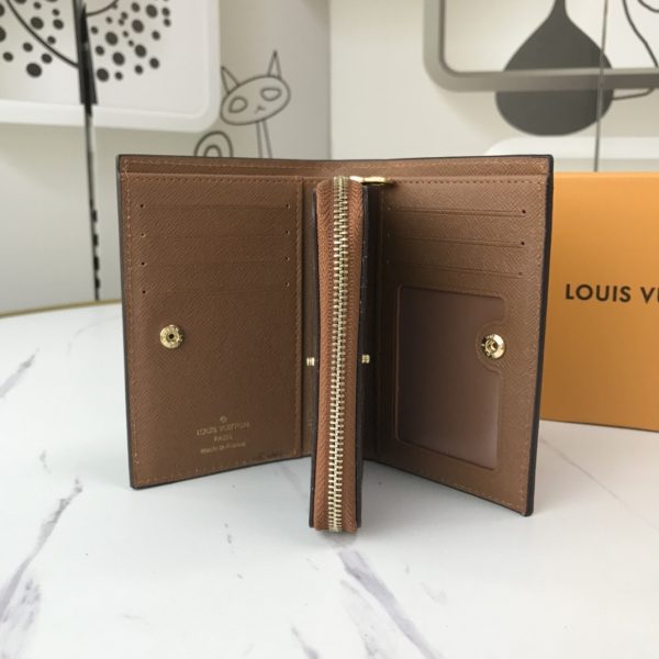LV Replica Zip Wallet M86366 – Stylish & Functional Design - Image 18
