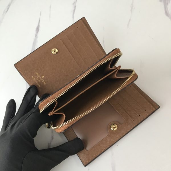 LV Replica Zip Wallet M86366 – Stylish & Functional Design - Image 19