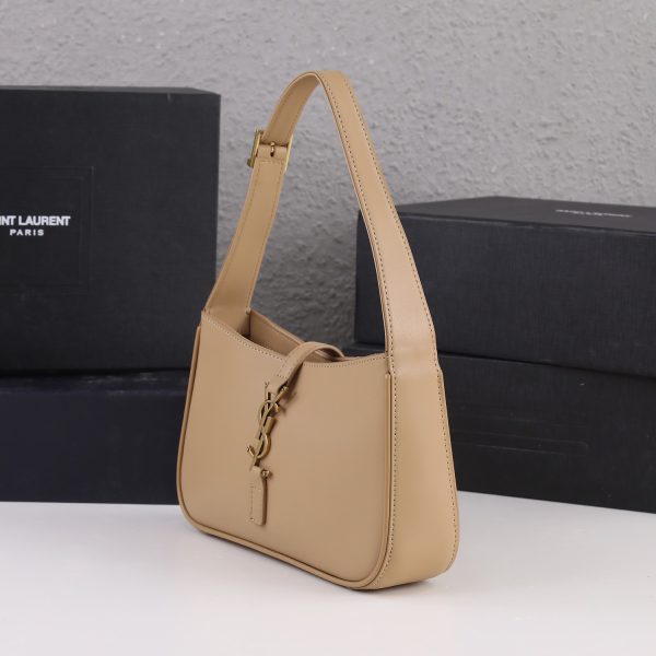 Replica YSL Le 5 à 7 Hobo Bag - Smooth Leather, 3 Colors - Image 3