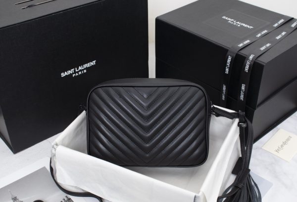 Replica YSL Lou Quilted Leather Camera Bag - Black/Silver - Image 3