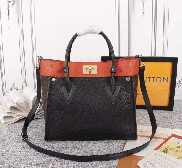 Replica LV On My Side Bag M53823 – Stylish & Luxurious - Image 14
