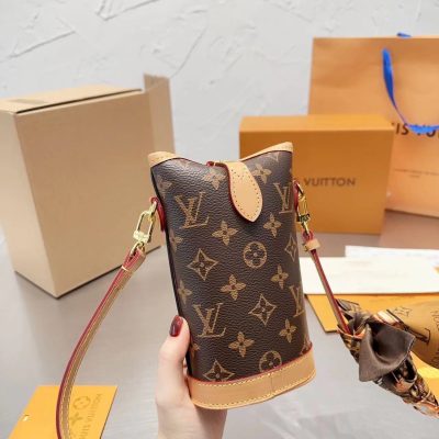 Louis Vuitton Fold Me Pouch Replica M80874 | Stylish & Compact