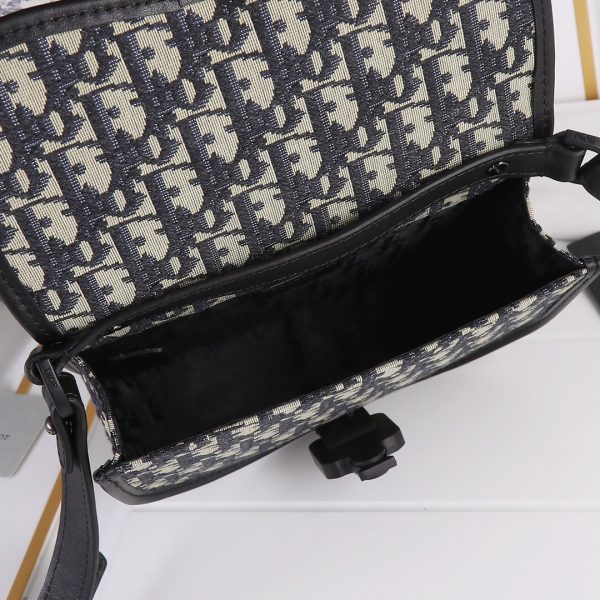 Replica Dior Gallop Messenger Bag — Timeless Style - Image 27