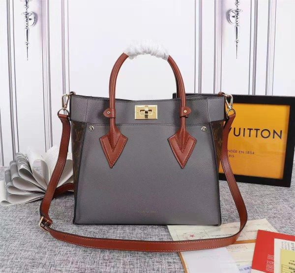 Replica LV On My Side Bag M53823 – Stylish & Luxurious - Image 11