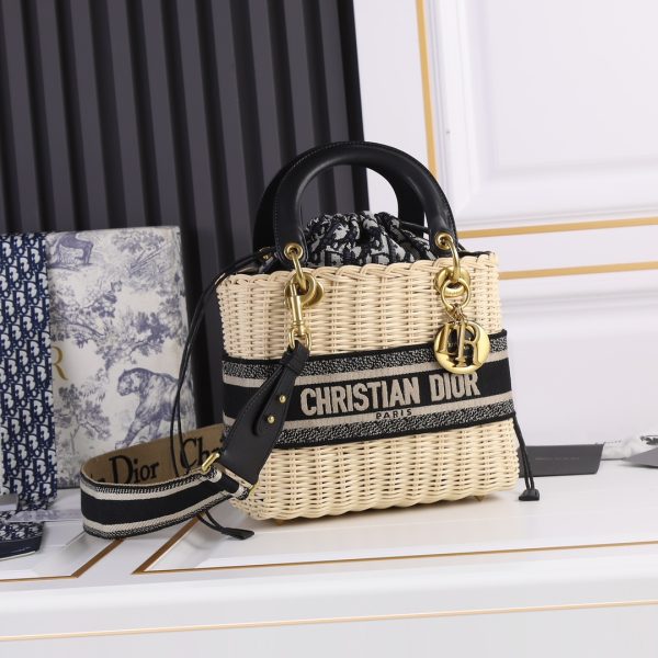 Black Replica Dior Lady D Bag – Elegant & Timeless Design - Image 2