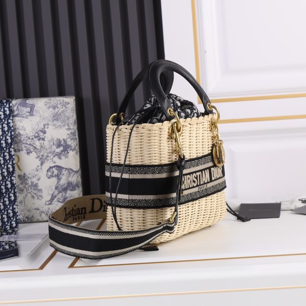 Black Replica Dior Lady D Bag – Elegant & Timeless Design - Image 3