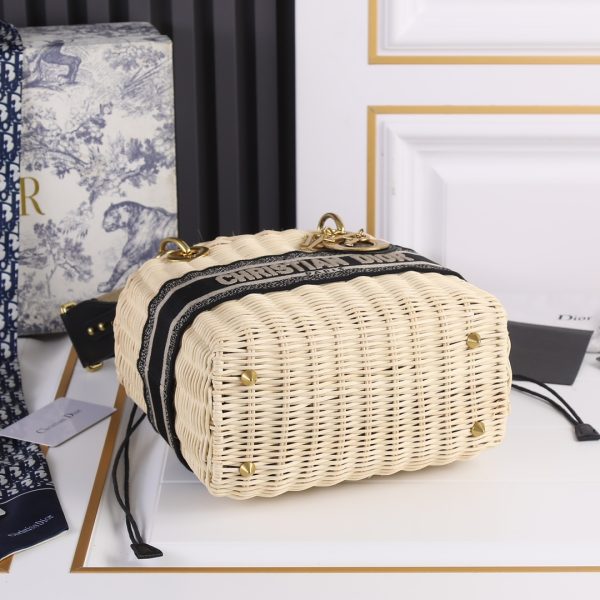 Black Replica Dior Lady D Bag – Elegant & Timeless Design - Image 6