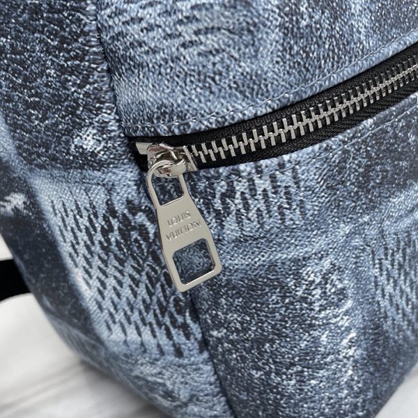 LV Replica Discovery Backpack M50060 - AAA Quality - Image 4