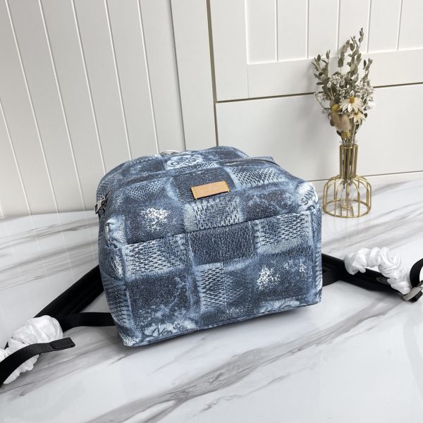 LV Replica Discovery Backpack M50060 - AAA Quality - Image 7