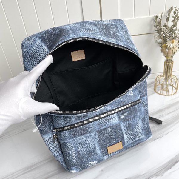 LV Replica Discovery Backpack M50060 - AAA Quality - Image 10