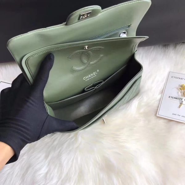 Chanel 1112 Replica Green Lambskin Medium Flap Bag - Image 4