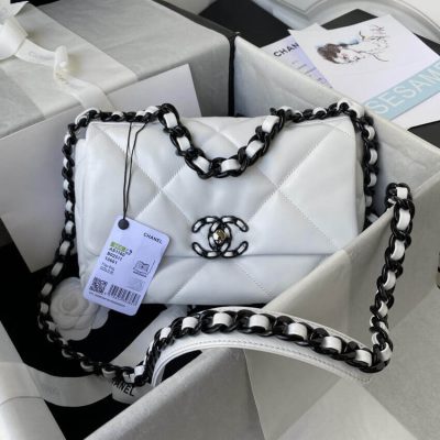 Stylish Replica Chanel 19 Flap Bag As1160 B02511