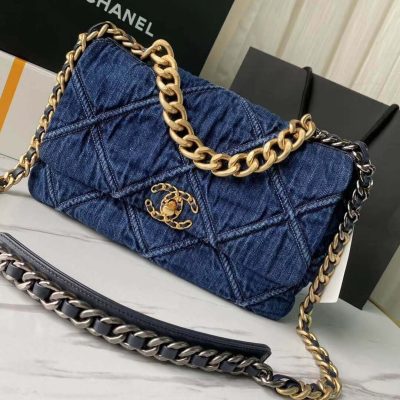 Chanel 19 Large Denim Flap Bag | Replica AS1161 | Fashion Essential