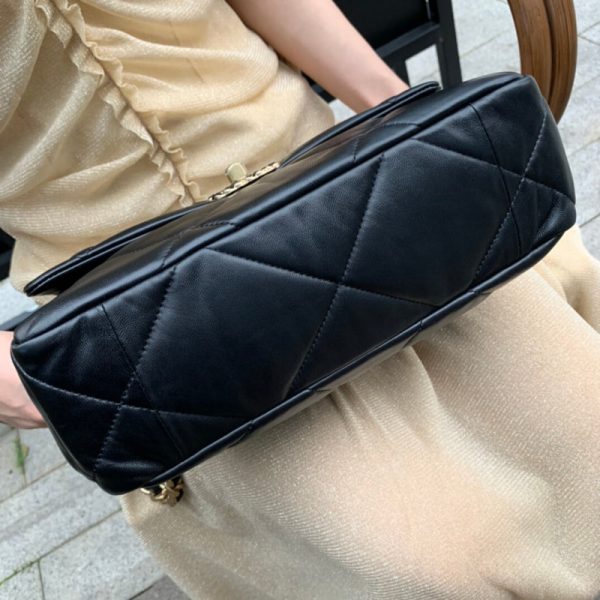 Chanel 19 Large Lambskin Flap Bag Replica - Elegant Design - Image 9