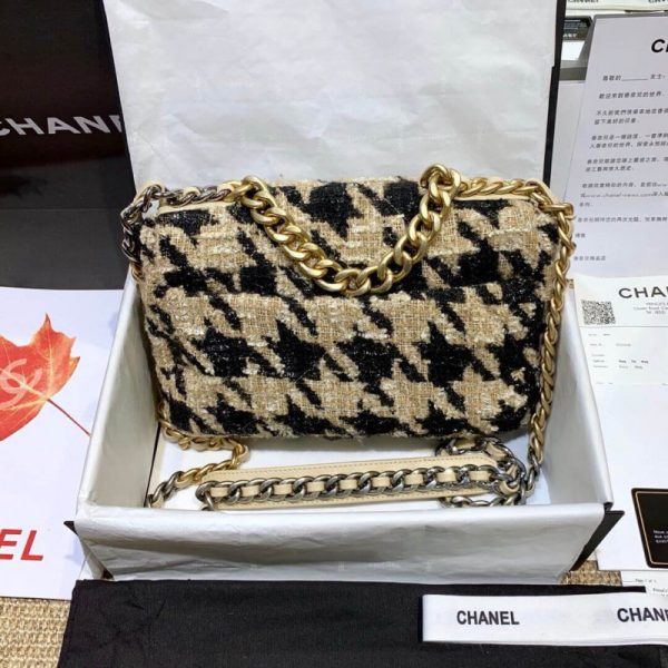 Chanel 19 Tweed Maxi Flap Bag Replica – Elegant & Timeless - Image 2
