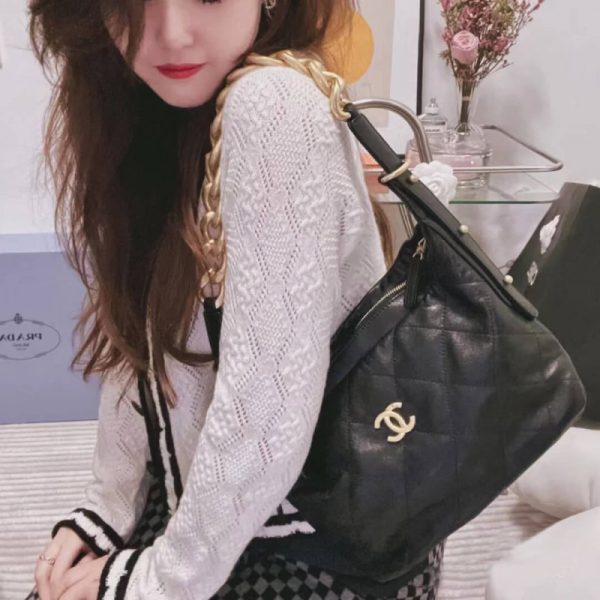 Replica Chanel Black Calfskin Hobo Bag As2910 - Image 3