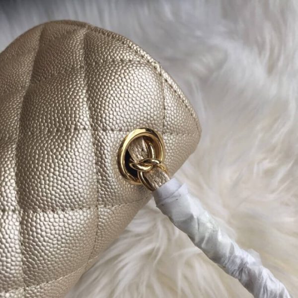Replica Chanel Caviar Classic Flap Bag 20Cm - Luxe Elegance - Image 7