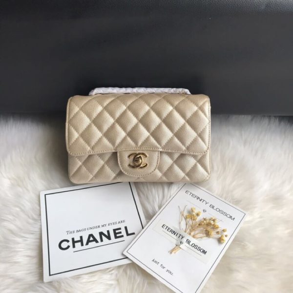 Replica Chanel Caviar Classic Flap Bag 20Cm - Luxe Elegance