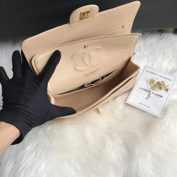 Replica Chanel Caviar Classic Flap Bag - Elegant & Timeless - Image 3