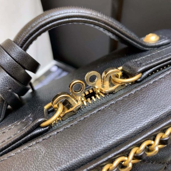 Chanel Replica CC Filigree Small Vanity Bag with Chain - Image 12