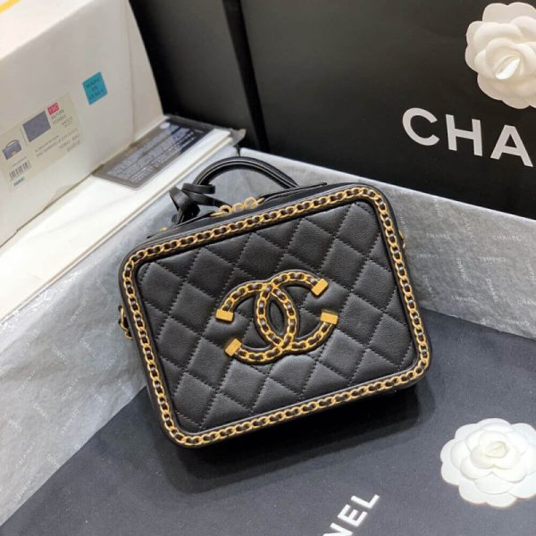 Chanel Replica CC Filigree Small Vanity Bag with Chain - Image 4