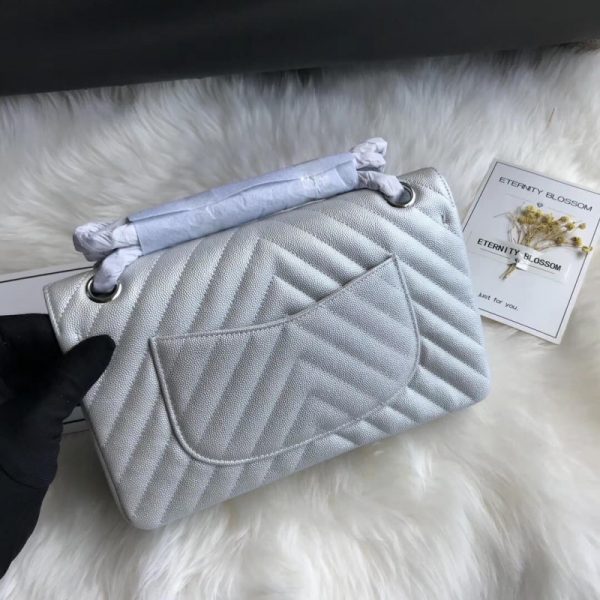 Replica Chanel Chevron Caviar Classic Flap Bag A01112 - Image 7