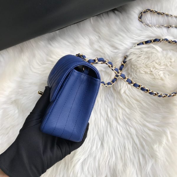 Replica Chanel Chevron Caviar Leather 17cm Flap Bag 1115 - Image 4