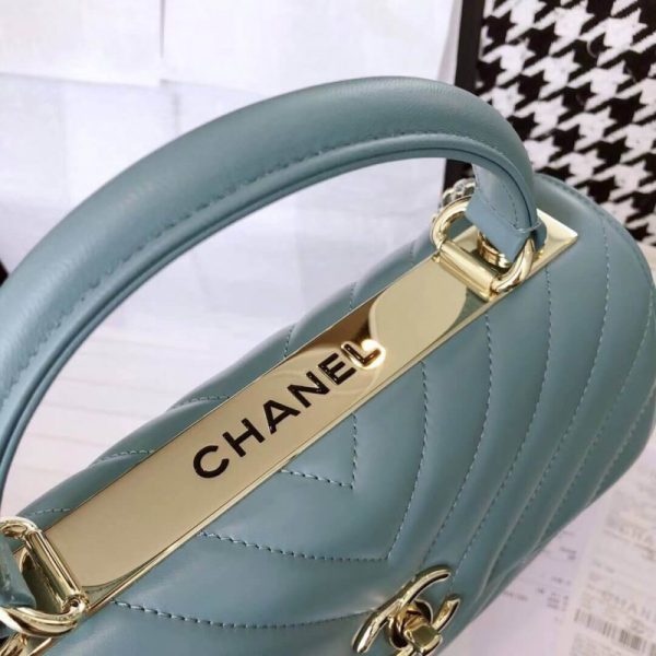 Replica Chanel Chevron Quilted Small Trendy CC Bag - Image 4