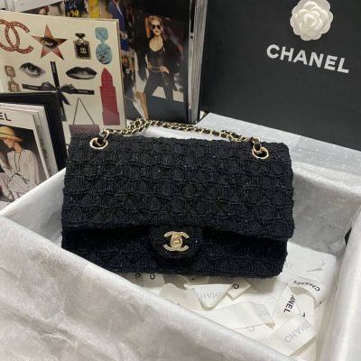 Chanel Classic Flap Replica in Black Tweed – Timeless Elegance