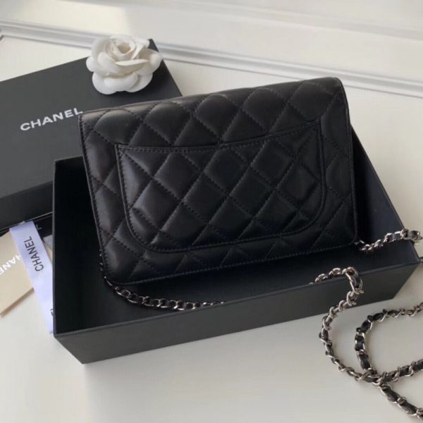 Chanel Classic Lambskin WOC Replica - Elegant & Timeless Design - Image 3