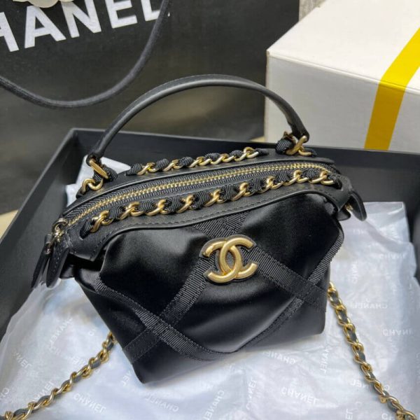 Black Replica Chanel Nylon Grosgrain Clutch with Chain Ap2669 - Image 6