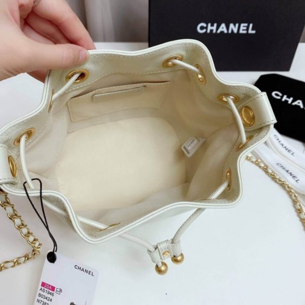 Chanel Replica Drawstring Bag AS1946 – Classic Style - Image 5