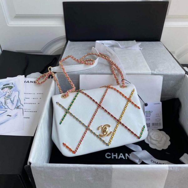 Replica Chanel Entwined Chain Bag AS2383 | Stylish Luxury Accessory - Image 2