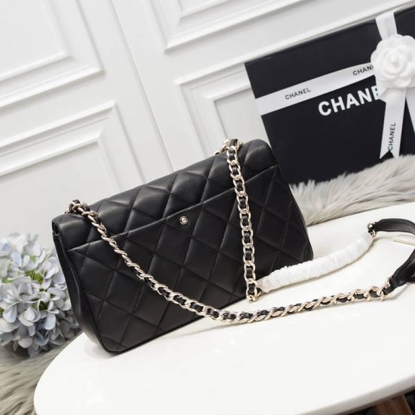 Chanel Flap Bag Replica with Bi-Color Chain – Style As1354 - Image 4
