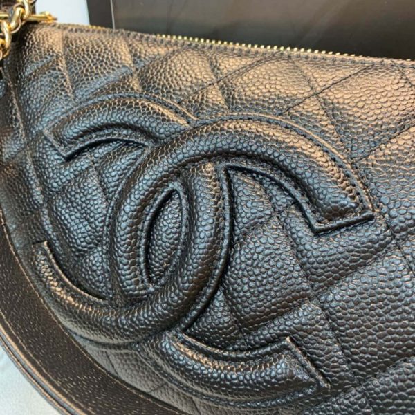 Chanel B01960 Grained Leather Hobo Bag Replica - Image 9